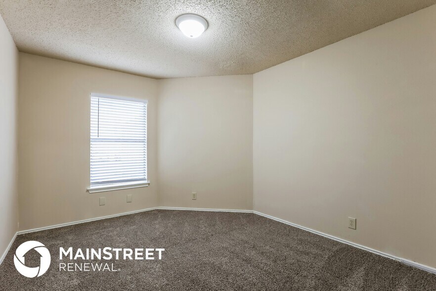 Building Photo - 8610 Shallow Ridge Dr