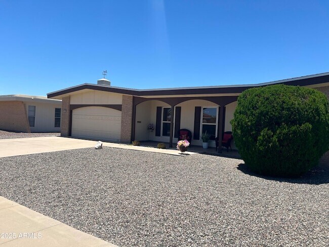 Primary Photo - 9221 W Briarwood Cir N