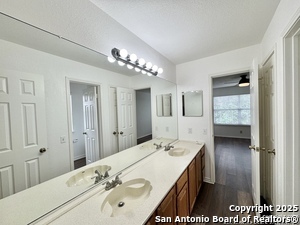 Building Photo - 962 Lightstone Dr