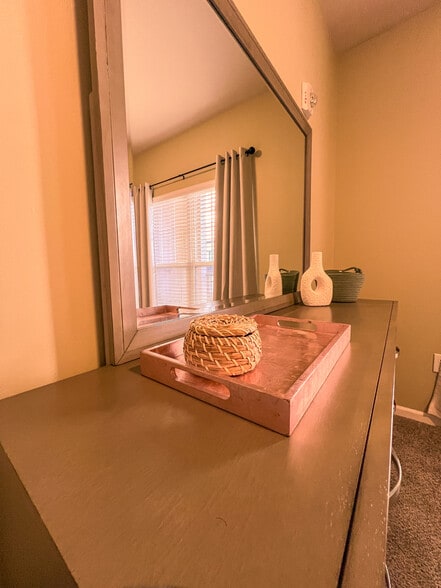 Building Photo - 1241 Strassner Dr