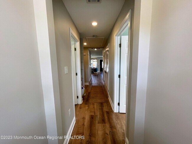 Building Photo - 1815 S M St