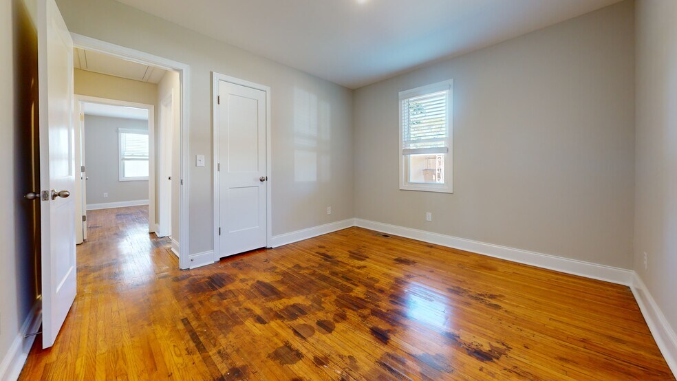 Building Photo - 1307 Cardinal Ave