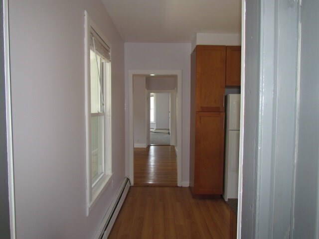Building Photo - 10 Nursery St
