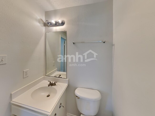 Building Photo - 26114 Cypresswood Dr