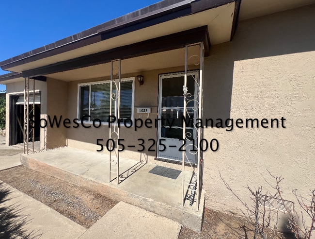 Building Photo - 1032 Zuni Dr