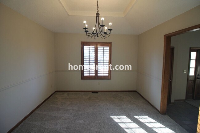 Building Photo - Bedrooms on the Main Level w/ Finished Wal...