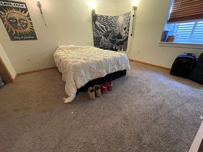 Building Photo - Beautiful 4 Bedroom Home in West Greeley – Available in May!