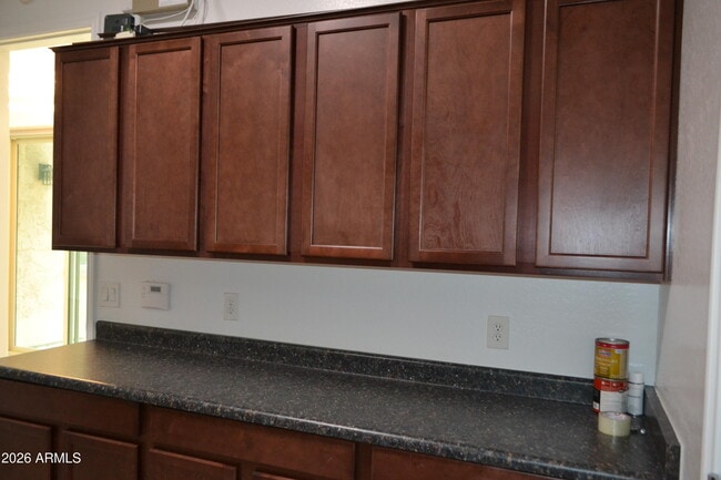 Building Photo - 9644 Thatcher Ave