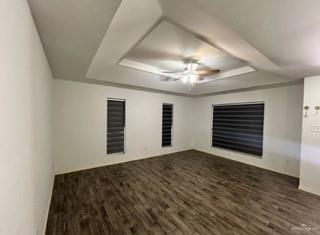 Building Photo - 25 Cll Tulipan