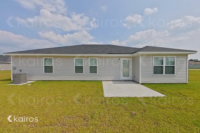 Building Photo - 205 Redwood Ct