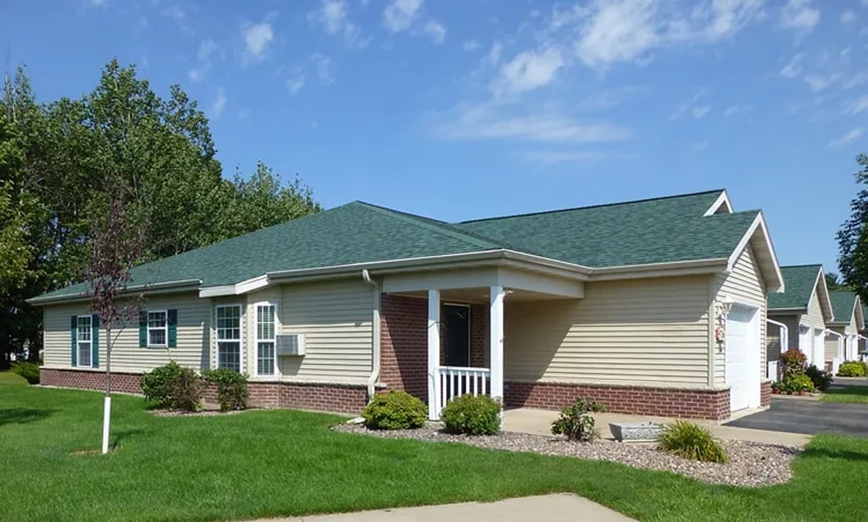 Interior Photo - Briarwood Cottages
