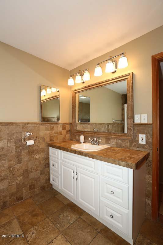 Building Photo - 5214 N 33rd St