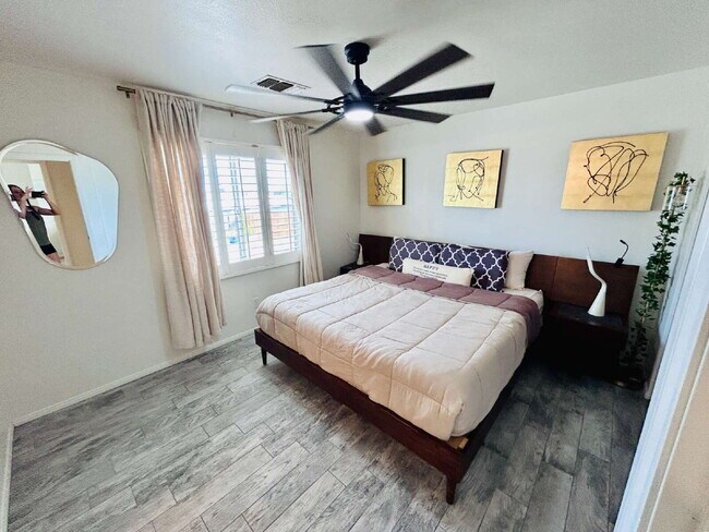 Building Photo - Charming 3 Bedroom House with Pool in Friendly Hills, Joshua Tree
