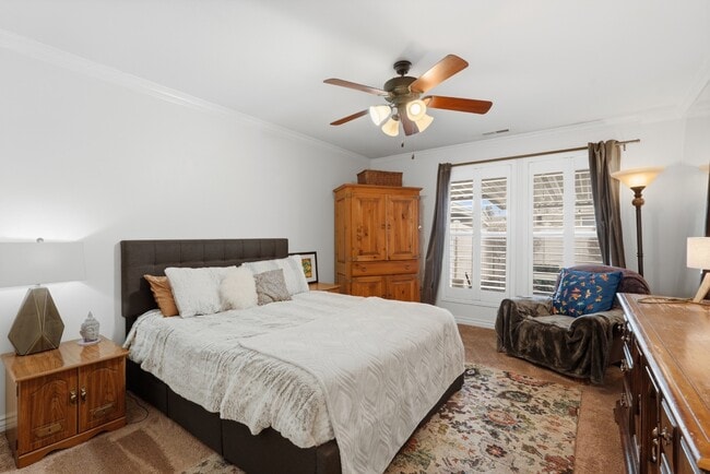 Building Photo - 5957 S Sultan Cir