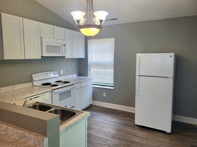 Building Photo - 3004 Steeple Chase Ct