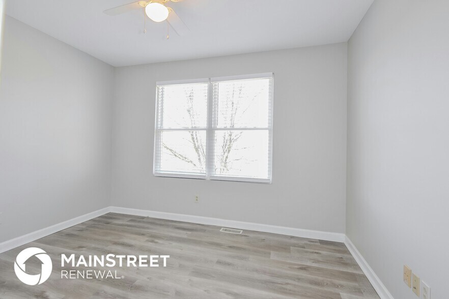 Building Photo - 210 Wenona Dr