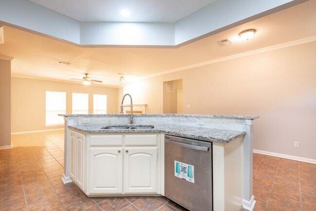 Building Photo - 1302 San Miguel Dr