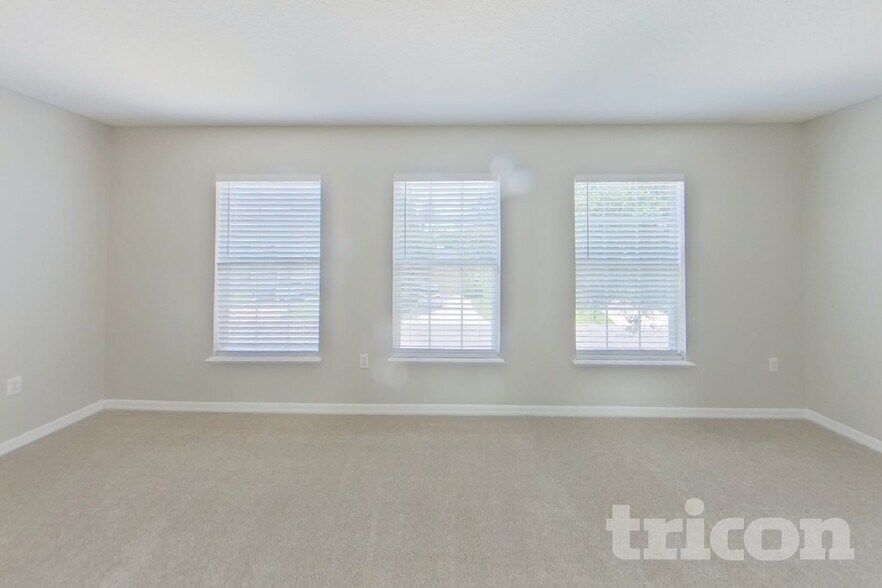 Building Photo - 76589 Longleaf Loop