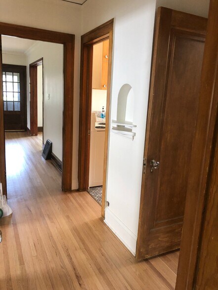 Building Photo - 1940 Lawn St