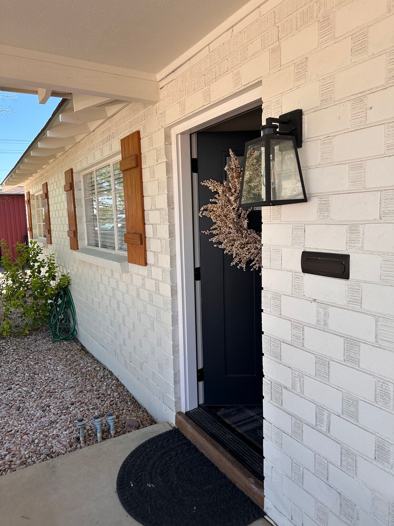 Building Photo - 8143 E Whitton Ave