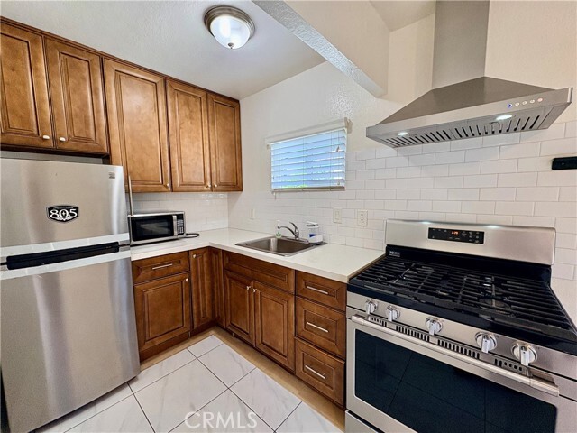 Building Photo - 1641 N Towne Ave