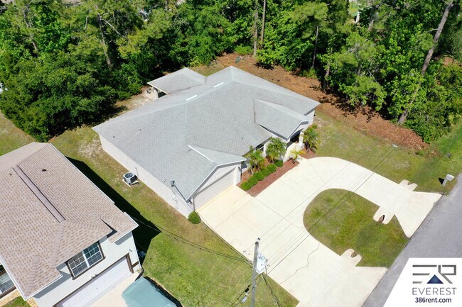 Building Photo - 59 Riverina Dr