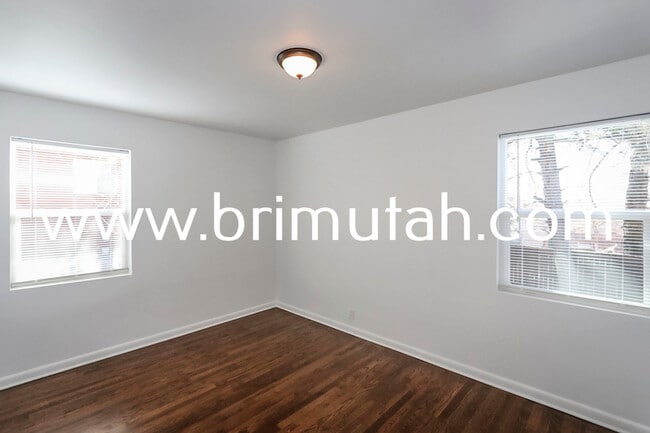 Building Photo - 3210 S 2300 E