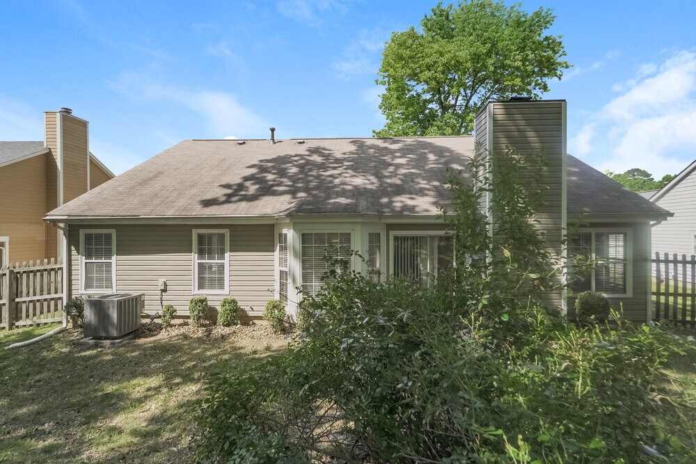 Building Photo - 5206 Haybridge Rd