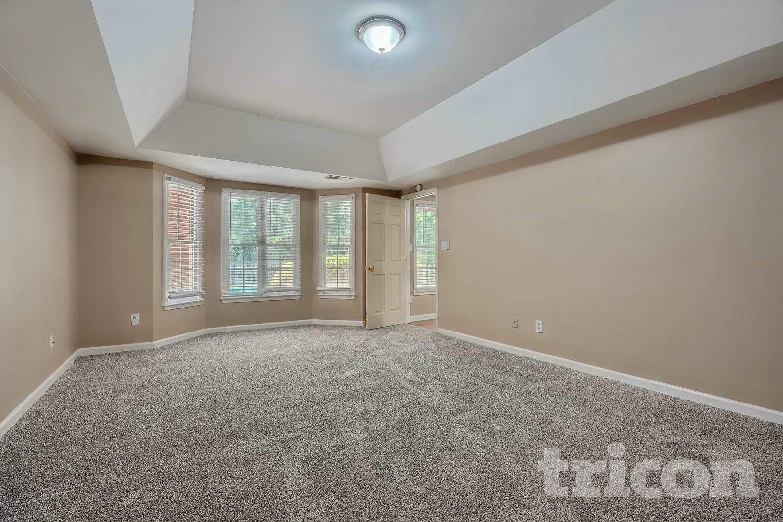 Building Photo - 140 Gray Fox Point