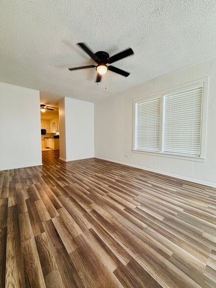 Building Photo - 1735 Green St