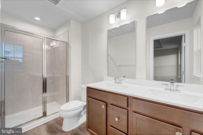 Building Photo - 66 SPYGLASS HILL Dr