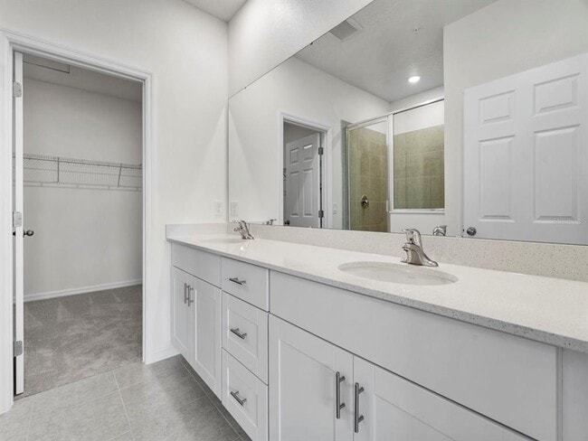 Building Photo - 1440 SILVER LINING Way