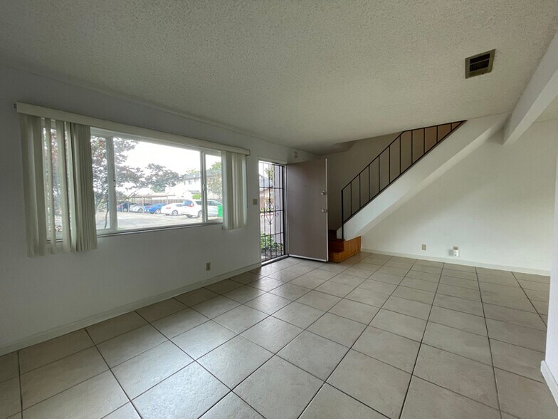 Building Photo - 1402 Jacqueline Pl