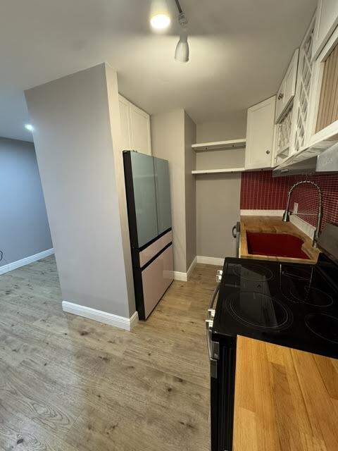 Building Photo - August Only: 1st Month Free with Move-in by 8/30: Downtown Winchester Living – Fully Renovated 3-...