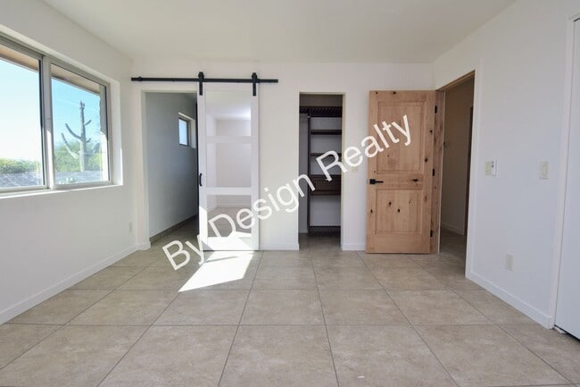 Building Photo - Modern Foothills Retreat with Stunning Mountain Views