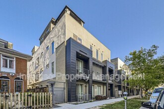 Building Photo - 1323 Elati St