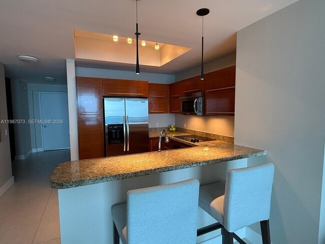 Building Photo - 2641 N Flamingo Rd