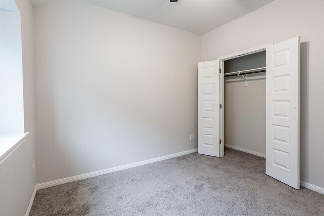 Building Photo - 615 Stampede Rd