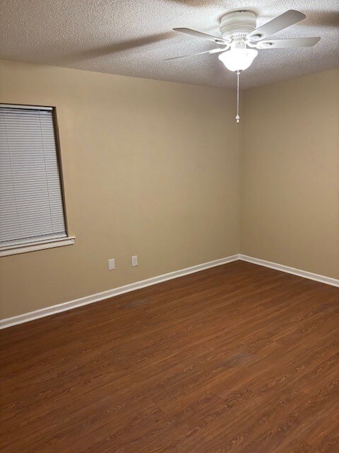 Building Photo - 2602 Halls Mill Rd