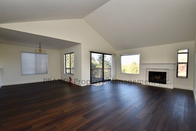 Building Photo - 920 Arlene Way