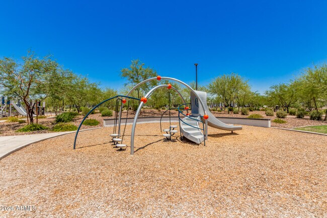 Building Photo - 4826 E Helena Dr