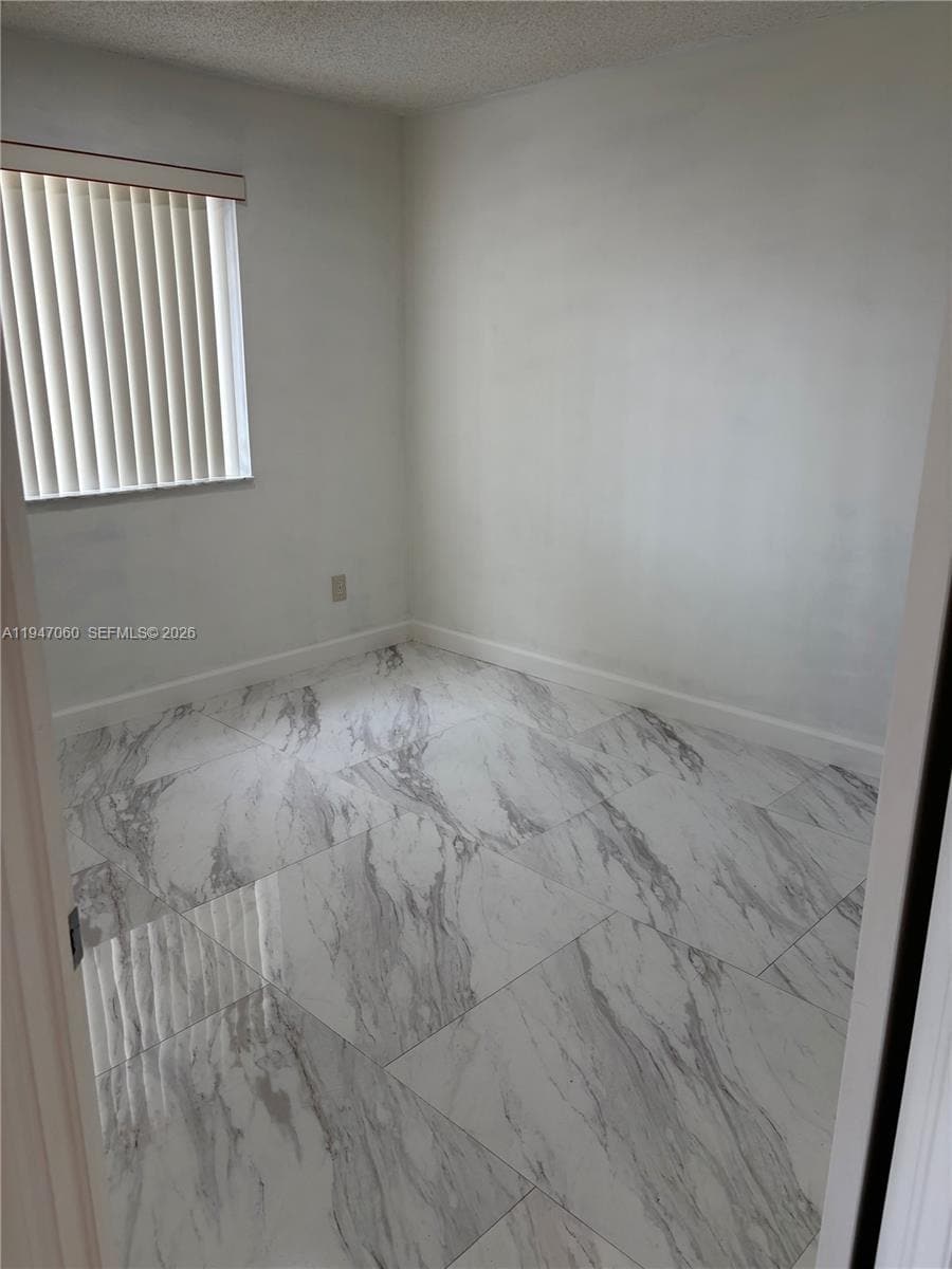 Building Photo - 17365 SW 142nd Ct