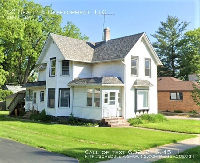 132 McHenry Ave 132 McHenry Ave Crystal Lake IL 60014 Apartment Finder