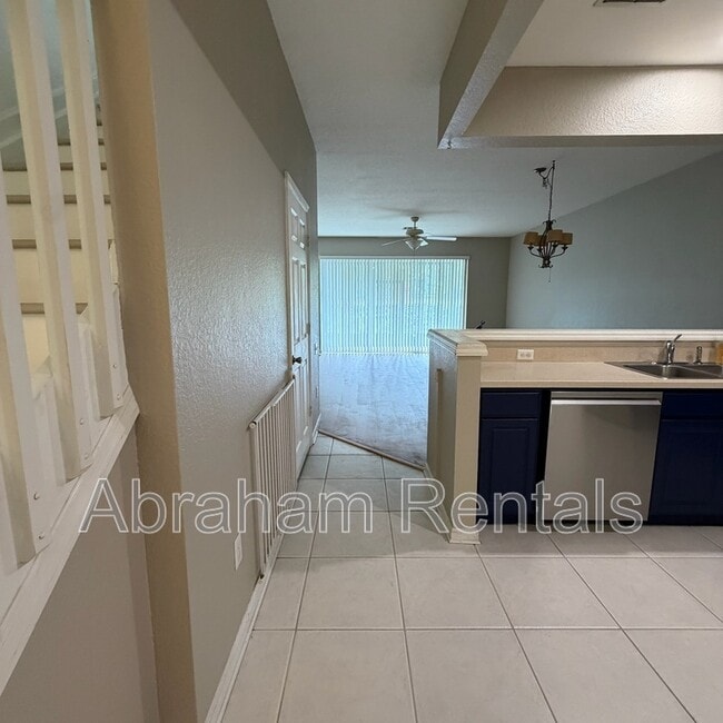 Building Photo - 5004 Hawkstone Dr