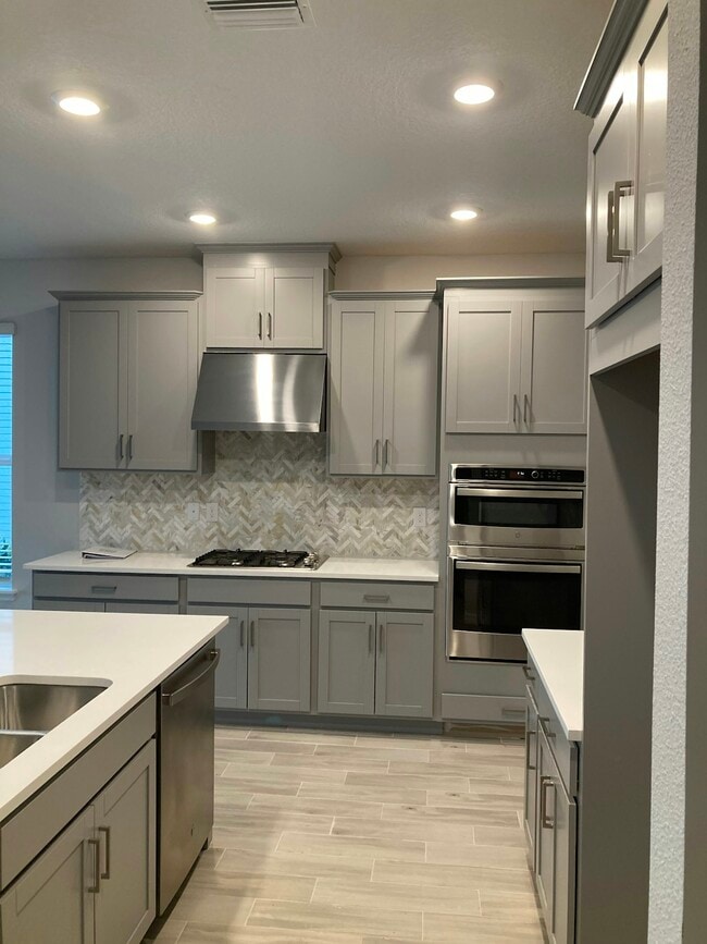 Building Photo - 15333 Isla Palma Ln