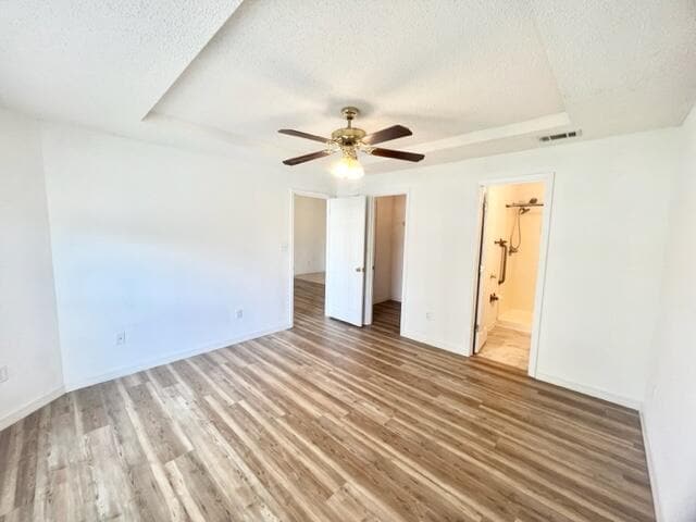 Building Photo - 305 Runnymeade Dr