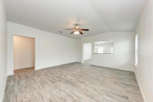 Building Photo - 233 Wallops