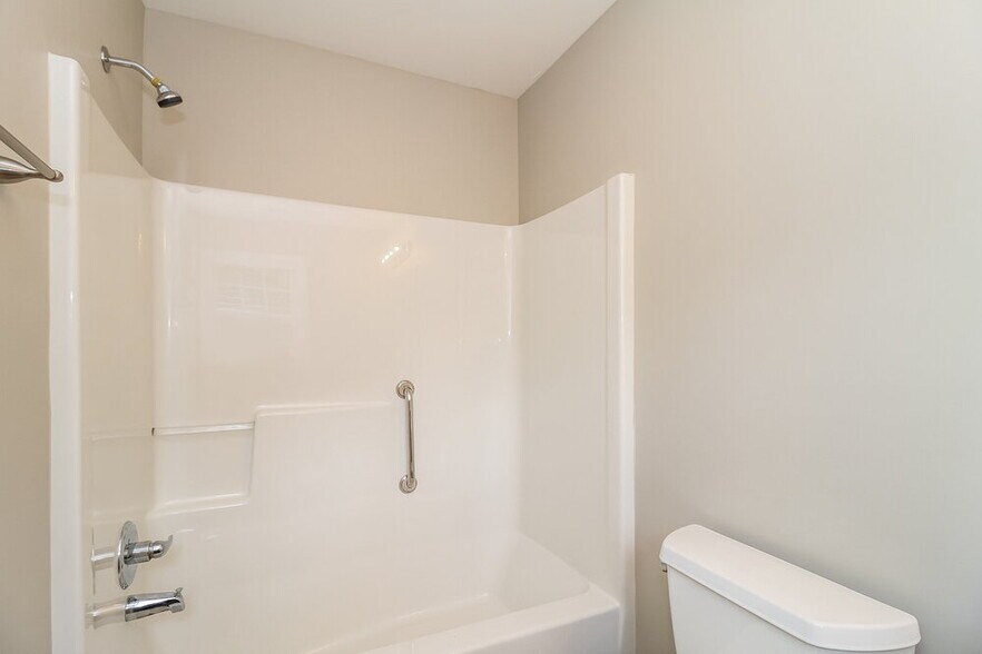 Building Photo - 3300 Trenchard Ln