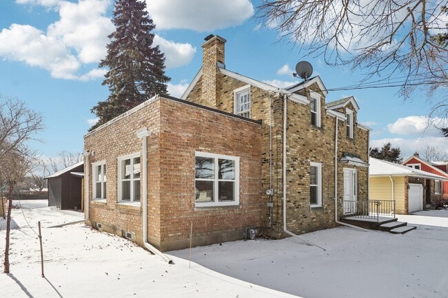 Building Photo - 5315 73rd St