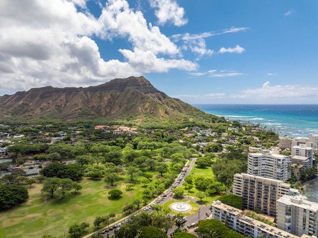 Building Photo - Colony Surf Luxe: Oceanfront 1BR w/ Diamon...